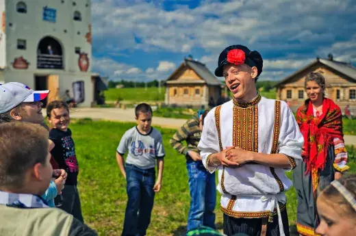 Кругосветный выпускной в «Этномире»